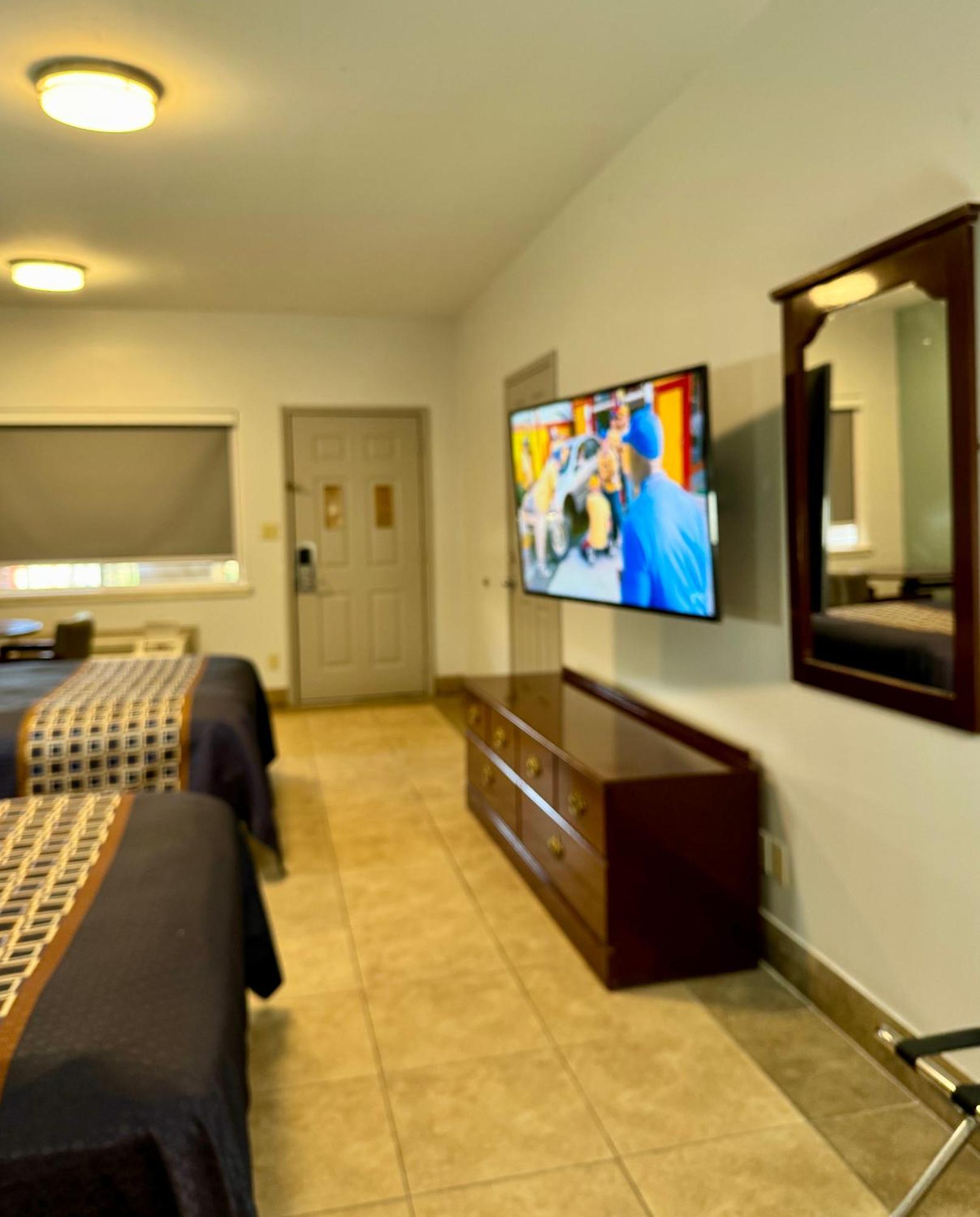 Texas Inn And Suites City Center At University Dr. Единбург Екстер'єр фото